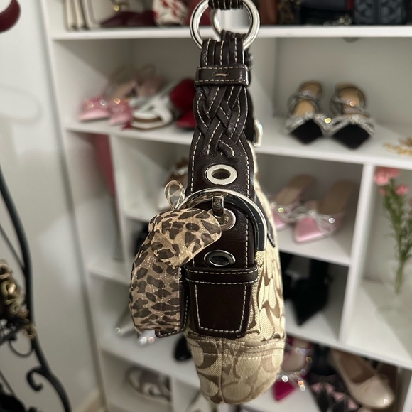 SOLD - Picture 4 of 11